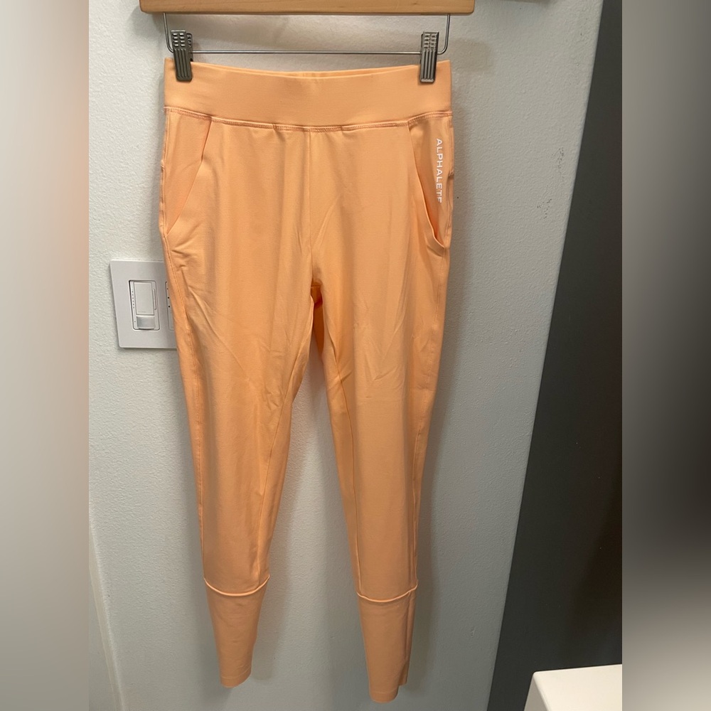 Alphalete Trace Jogger Pants Cheeky Coral XXS
